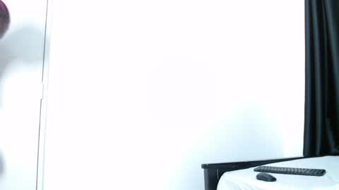 Snapshot of freaky_bunnies chatting on 18, 4, 2026 freaky_bunnies online show from 18, 4, 2026
