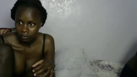 freaky_delliah online show from 17, 2, 2025