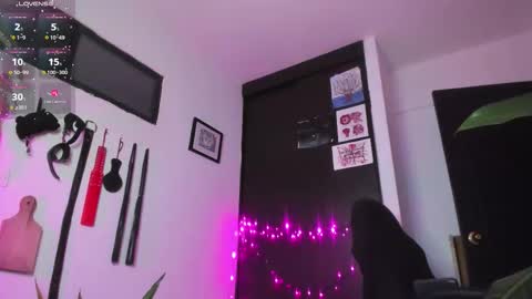 Snapshot of freaky_lia chatting on 25, 2, 2026 Lia Gomez online show from 25, 2, 2026