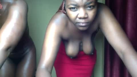 Snapshot of freaky_lyne chatting on 26, 4, 2026 Lyne online show from 26, 4, 2026