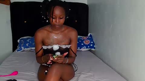 Snapshot of freaky_shyy chatting on 9, 1, 2026 freaky-shazy online show from 9, 1, 2026