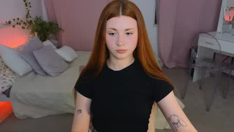 Snapshot of freckle_diyana chatting on 22, 4, 2026 Diyana online show from 22, 4, 2026