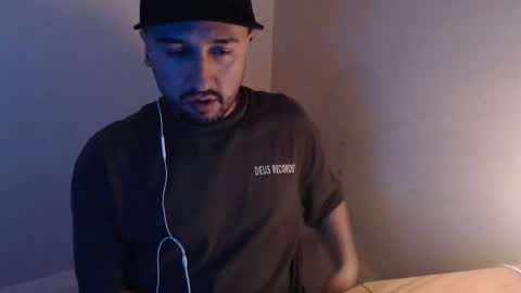 Snapshot of fred_555 chatting on 15, 9, 2025 fred_555 online show from 15, 9, 2025