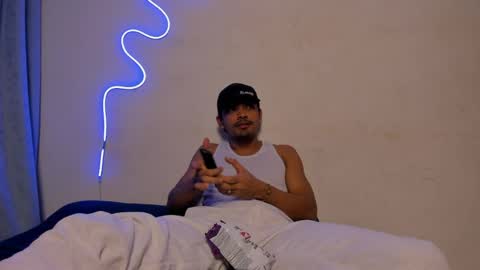 Snapshot of fredd_ss chatting on 8, 4, 2026 valeria online show from 8, 4, 2026