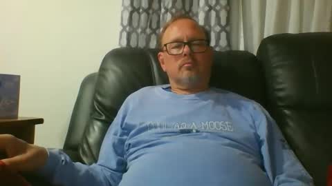 Snapshot of freddieknuck chatting on 20, 4, 2026 Just Fred online show from 20, 4, 2026