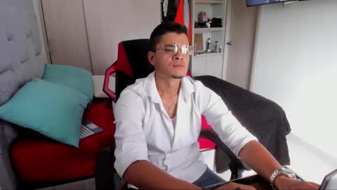 Snapshot of fredericsloan chatting on 16, 2, 2026 Frederic Sloan online show from 16, 2, 2026