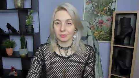 Snapshot of freeanne chatting on 2, 6, 2026 Anne online show from 2, 6, 2026