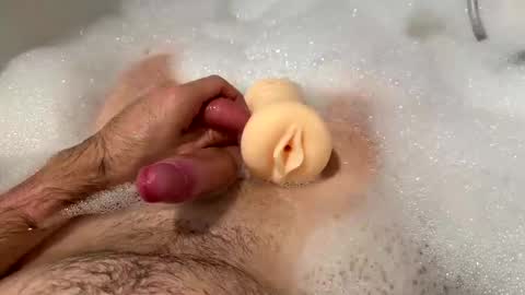 Snapshot of freeewillyyy chatting on 2, 11, 2025 the jerkking online show from 2, 11, 2025