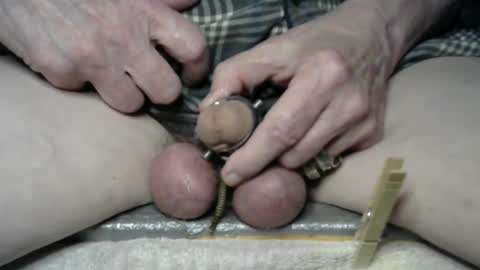 Snapshot of freewillie1234 chatting on 8, 12, 2024 I am a total slave slut. I would like to have multiple owners to use me every day. online show from 8, 12, 2024