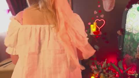 Louise or Lou 3 online show from 15, 2, 2026