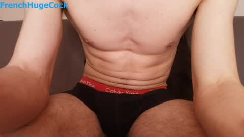 Snapshot of french_huge_cock chatting on 16, 5, 2026 Manson FrenchHugeCock online show from 16, 5, 2026