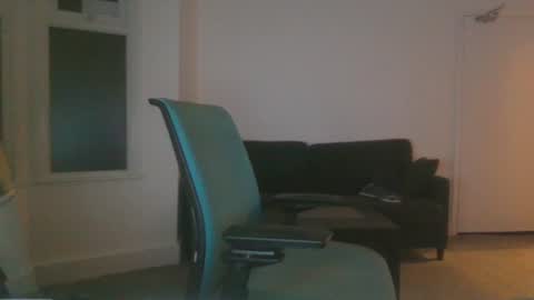 Snapshot of frenchbdmaninlondon chatting on 16, 4, 2026 Horny Paul online show from 16, 4, 2026