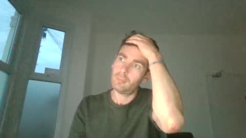 Snapshot of frenchbdmaninlondon chatting on 2, 5, 2026 Horny Paul online show from 2, 5, 2026
