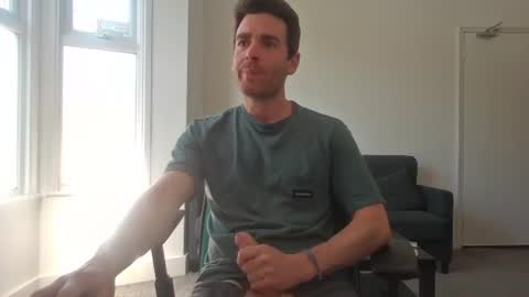 Snapshot of frenchbdmaninlondon chatting on 22, 5, 2026 Horny Paul online show from 22, 5, 2026