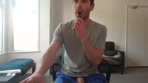 Snapshot of frenchbdmaninlondon chatting on 23, 5, 2026 Horny Paul online show from 23, 5, 2026