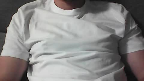 Snapshot of frencheeboy chatting on 20, 6, 2026 frencheeboy online show from 20, 6, 2026