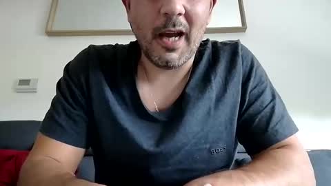 Snapshot of frenchhard0000 chatting on 24, 10, 2025 Horny french hard online show from 24, 10, 2025