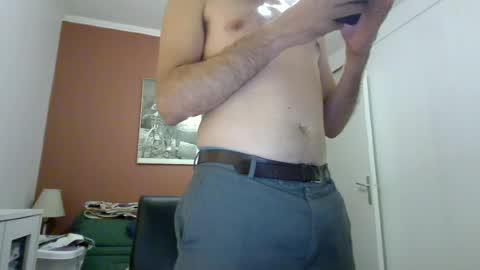 Frenchhorny91 online show from 5, 8, 2026