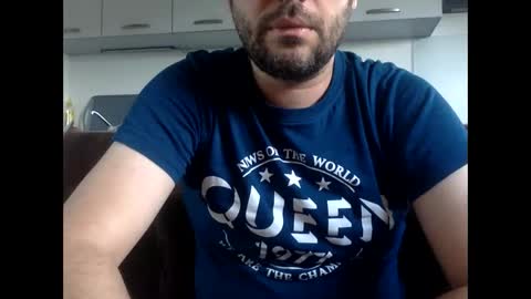 Snapshot of frenchy_from_paris chatting on 9, 5, 2026 frenchy_from_paris online show from 9, 5, 2026