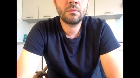 Snapshot of frenchy_from_paris chatting on 8, 6, 2026 frenchy_from_paris online show from 8, 6, 2026