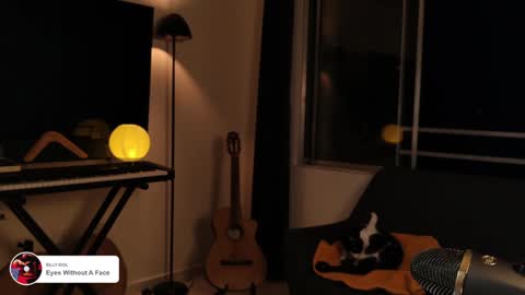 Snapshot of fresatanica chatting on 2, 1, 2025 Vale online show from 2, 1, 2025