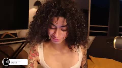 Snapshot of fresatanica chatting on 28, 2, 2025 Vale online show from 28, 2, 2025