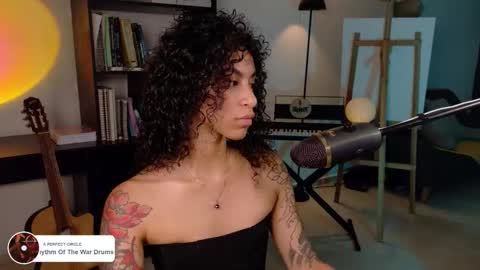 Snapshot of fresatanica chatting on 9, 9, 2025 Vale online show from 9, 9, 2025