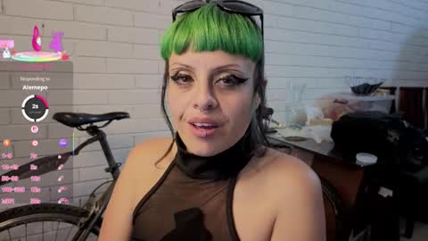 freyaa_sorceress online show from 14, 11, 2025