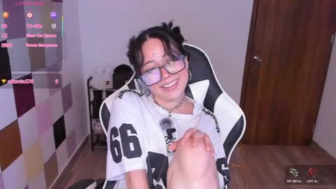 frida_lassi_ online show from 24, 4, 2026