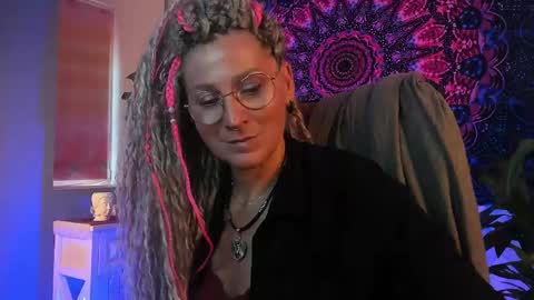 Frida Tander online show from 29, 5, 2026