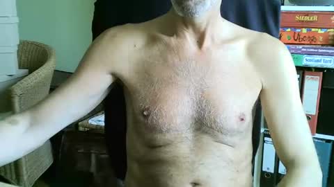 Snapshot of frisco69 chatting on 1, 8, 2026 frisco69 online show from 1, 8, 2026