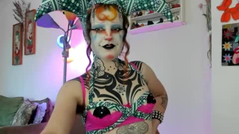 Snapshot of friskyflowers chatting on 31, 5, 2026 cherry online show from 31, 5, 2026