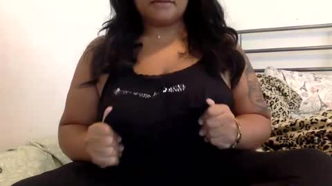 Snapshot of friskythickbabexo chatting on 22, 6, 2026 Friskybabexo online show from 22, 6, 2026