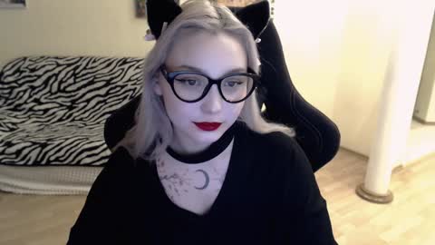 Snapshot of fromsun_forsoul chatting on 5, 12, 2024 Lilith online show from 5, 12, 2024