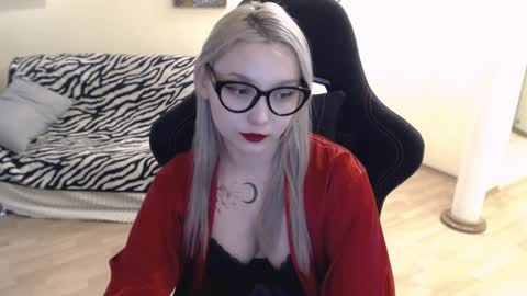 Snapshot of fromsun_forsoul chatting on 6, 12, 2024 Lilith online show from 6, 12, 2024