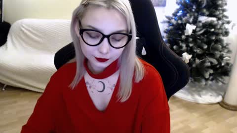 Snapshot of fromsun_forsoul chatting on 13, 1, 2025 Lilith online show from 13, 1, 2025