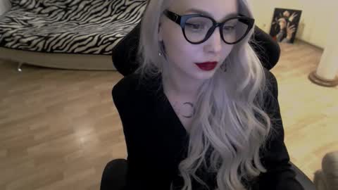 Snapshot of fromsun_forsoul chatting on 17, 9, 2025 Lilith online show from 17, 9, 2025