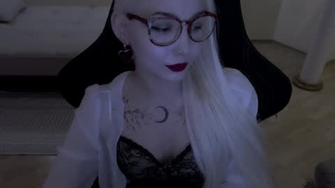 Snapshot of fromsun_forsoul chatting on 26, 4, 2026 Lilith online show from 26, 4, 2026