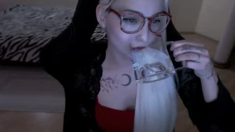 Snapshot of fromsun_forsoul chatting on 22, 5, 2026 Lilith online show from 22, 5, 2026
