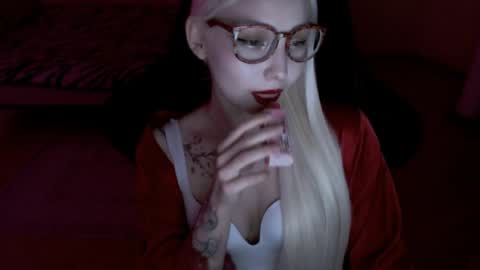 Snapshot of fromsun_forsoul chatting on 2, 6, 2026 Lilith online show from 2, 6, 2026