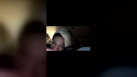 Snapshot of frozen232 chatting on 7, 6, 2026 Fabian online show from 7, 6, 2026