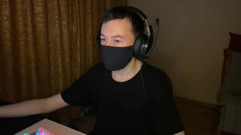 froztai online show from 17, 12, 2025