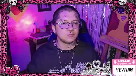 Snapshot of ftmbiggestclit chatting on 9, 4, 2026 Kevin online show from 9, 4, 2026