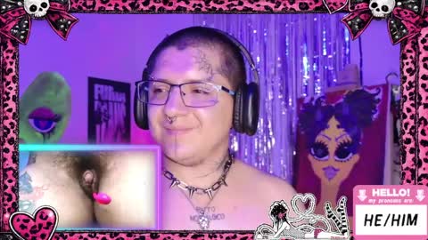 Snapshot of ftmbiggestclit chatting on 11, 4, 2026 Kevin online show from 11, 4, 2026