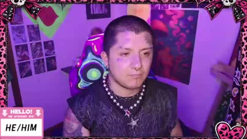 Snapshot of ftmbiggestclit chatting on 14, 4, 2026 Kevin online show from 14, 4, 2026