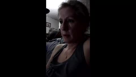 Snapshot of fuckaroundfun69 chatting on 6, 4, 2026 fuckaroundfun69 online show from 6, 4, 2026