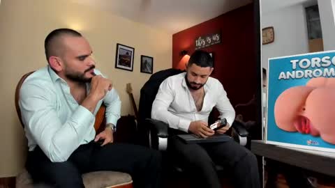 Snapshot of fuckerwate chatting on 5, 6, 2026 SERGIO THE SEX LAWYER online show from 5, 6, 2026