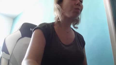 Snapshot of fuckhard4you chatting on 20, 9, 2025 La online show from 20, 9, 2025