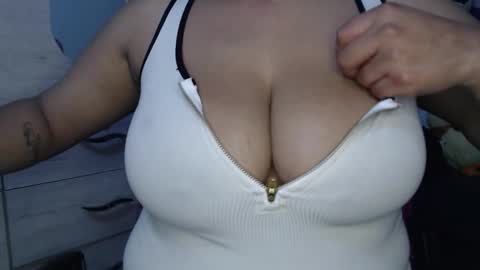 Snapshot of fucking_temptation1 chatting on 16, 1, 2026 Mia and Gary online show from 16, 1, 2026