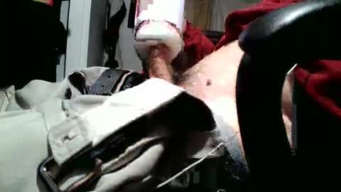 Snapshot of fuckmeallday1975 chatting on 17, 5, 2026 fuckmeallday1975 online show from 17, 5, 2026